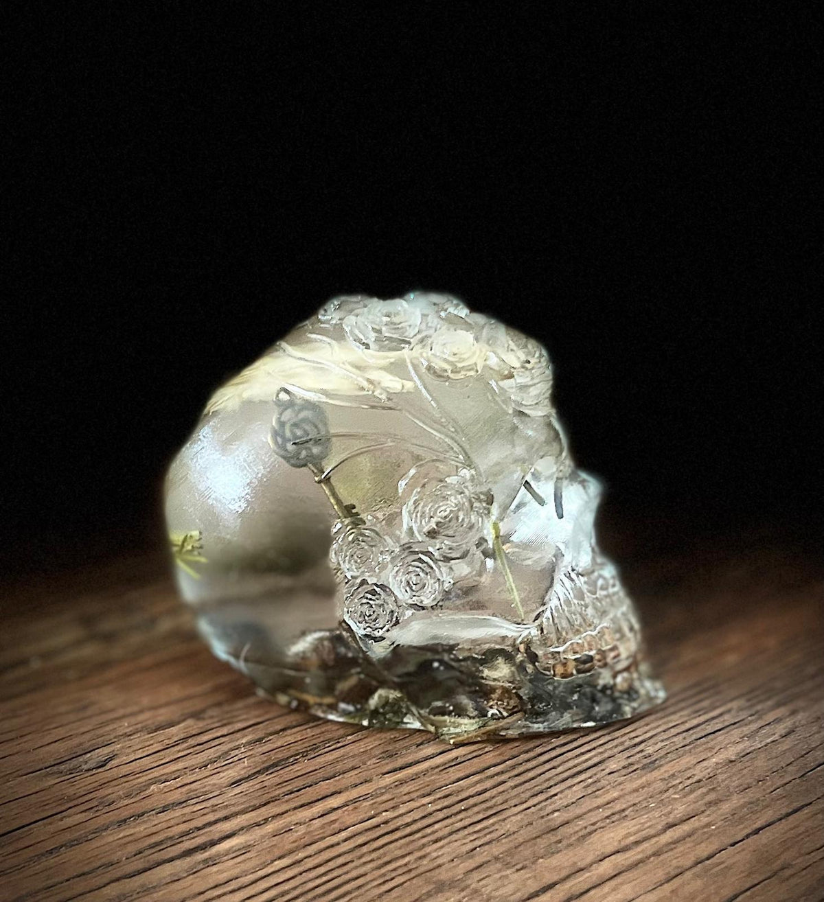 Petite Tête de mort de protection Vintage artisanale en résine